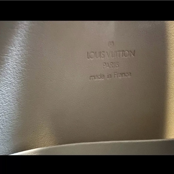 Louis Vuitton Tompkins Vernis BA0013 Elegant Cream and Tan Women's Handbag - Picture 8 of 16